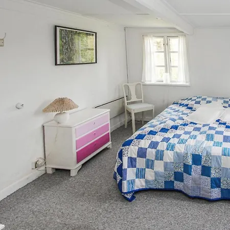 2 Bedroom Awesome In Tatil Evi Samsø