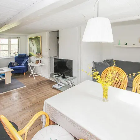 Tatil Evi 2 Bedroom Awesome In Samsø