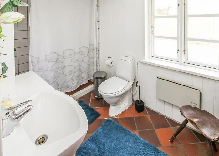 2 Bedroom Awesome In Samso Nordby (Midtjylland)